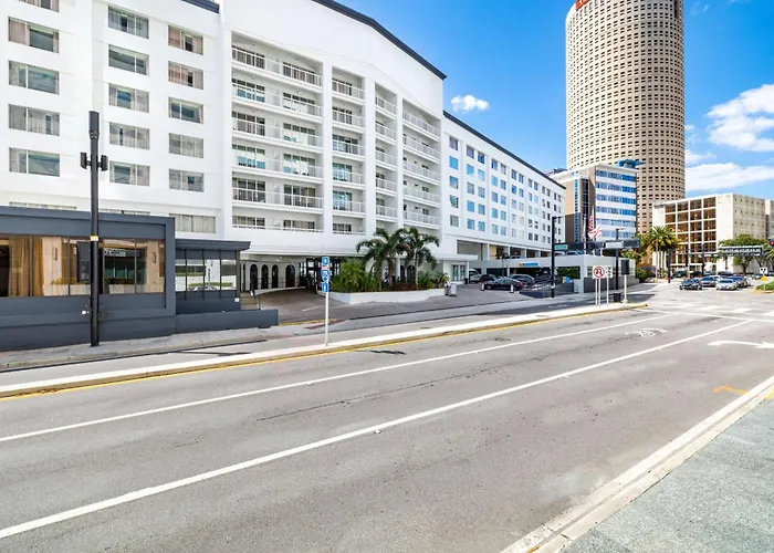 Hotel Tampa Riverwalk